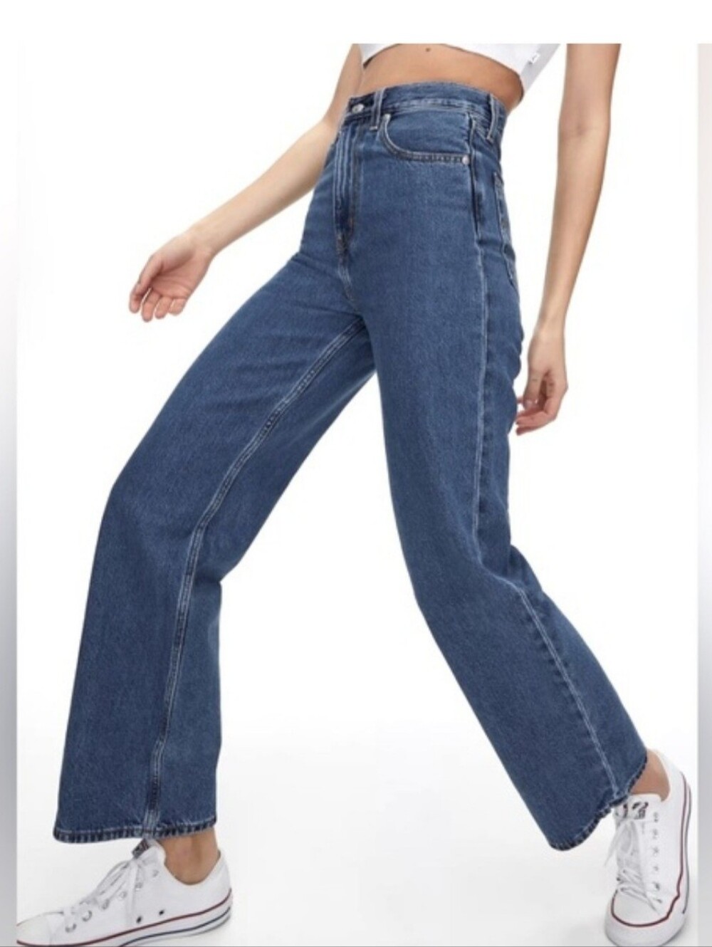PRICE FIRM 🍓 Levis High Loose Darker Wash Jeans